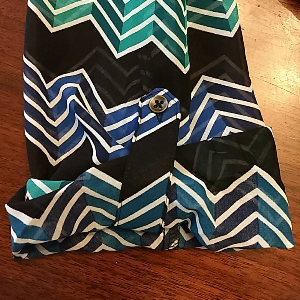 Black and Blue Chevron Print Dress w/ 3/4 Sleeves - Picture 3 of 3